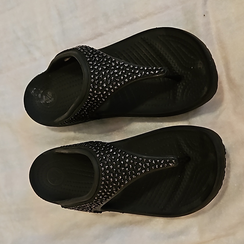 Crocs flip flop sandals